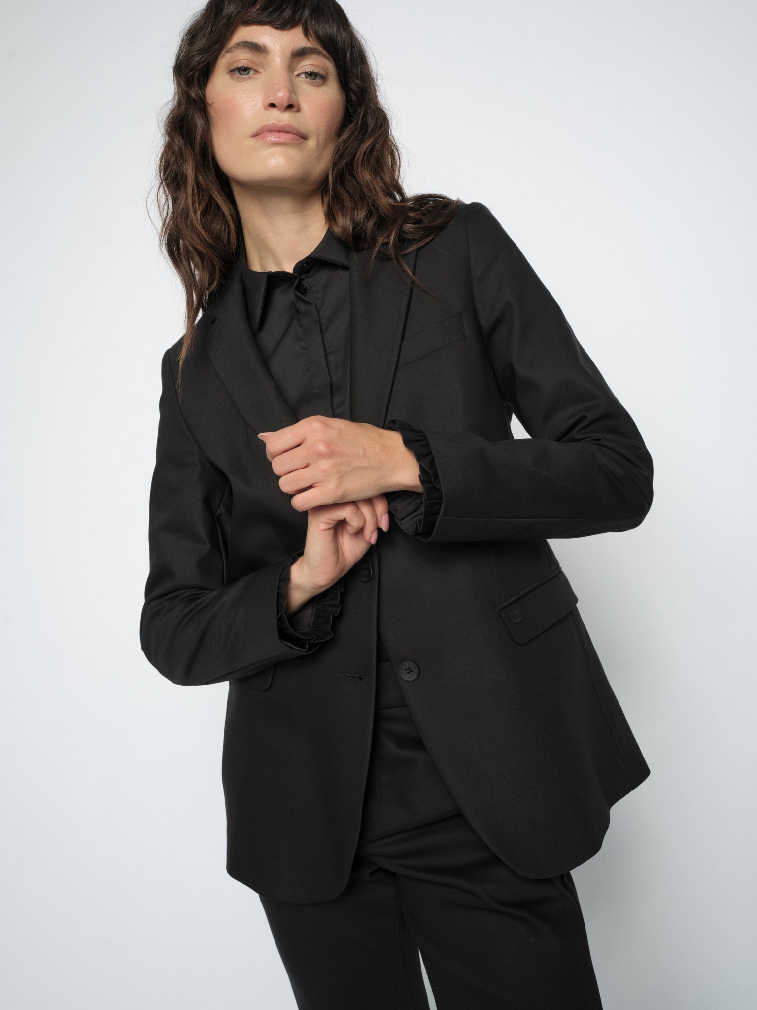 Modelshot / Black / Detail